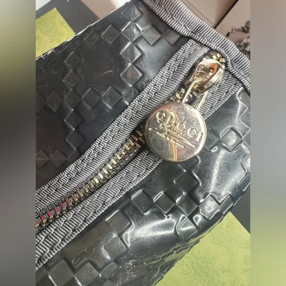 Gucci Beauty Bag - Picture 10 of 11